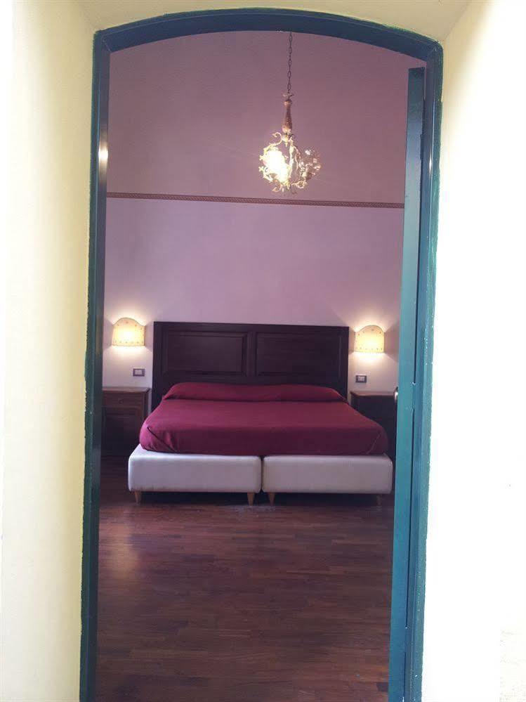 Central Rooms Il Re Katanya Dış mekan fotoğraf